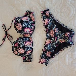 Floral Bikini with Ruffle and cheeky rouched bottoms